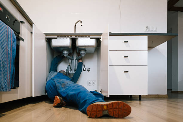 Professional Leak Detection technician working in Corpus Christi, TX